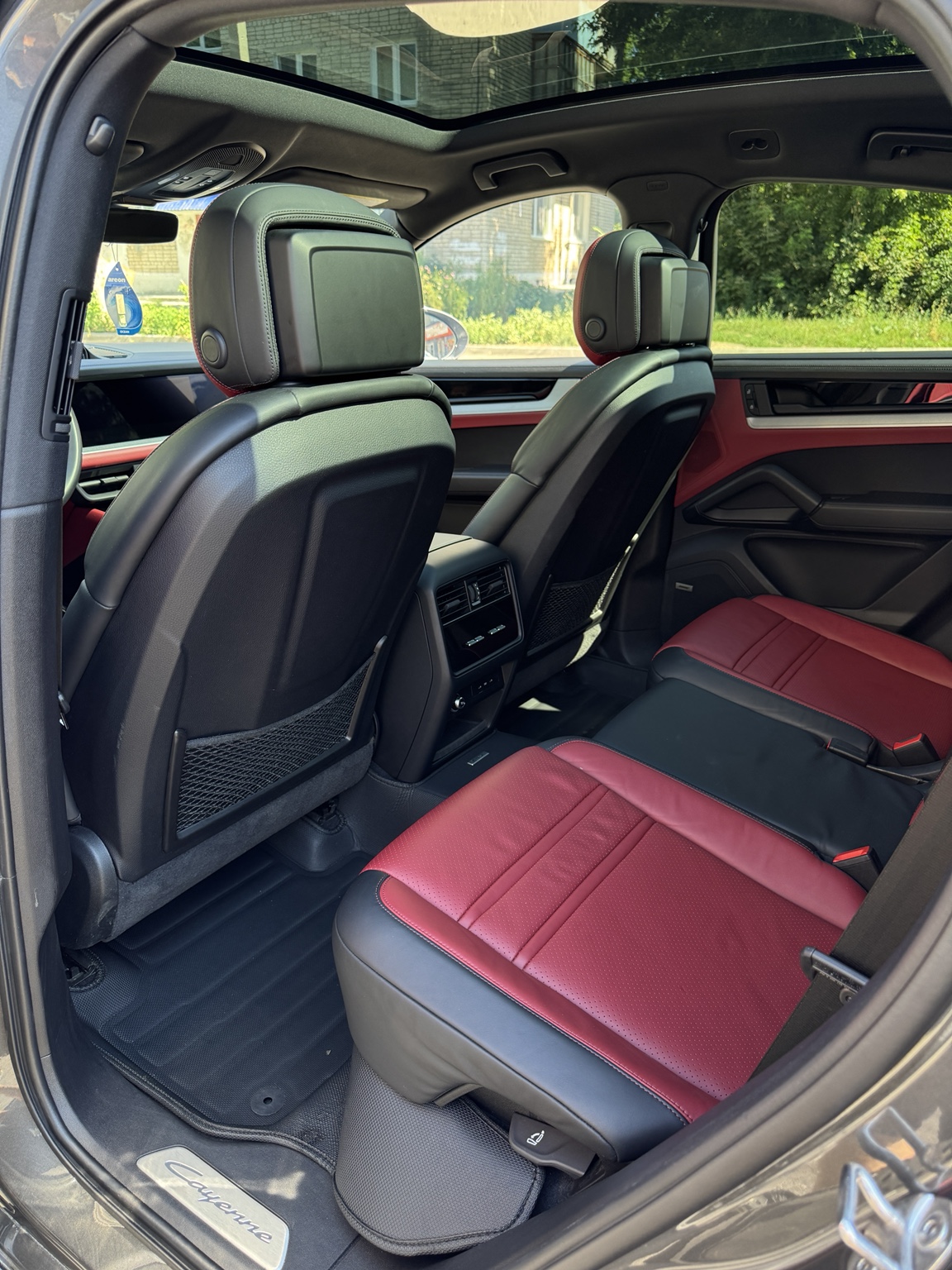 Porsche Cayenne — задний ряд — после